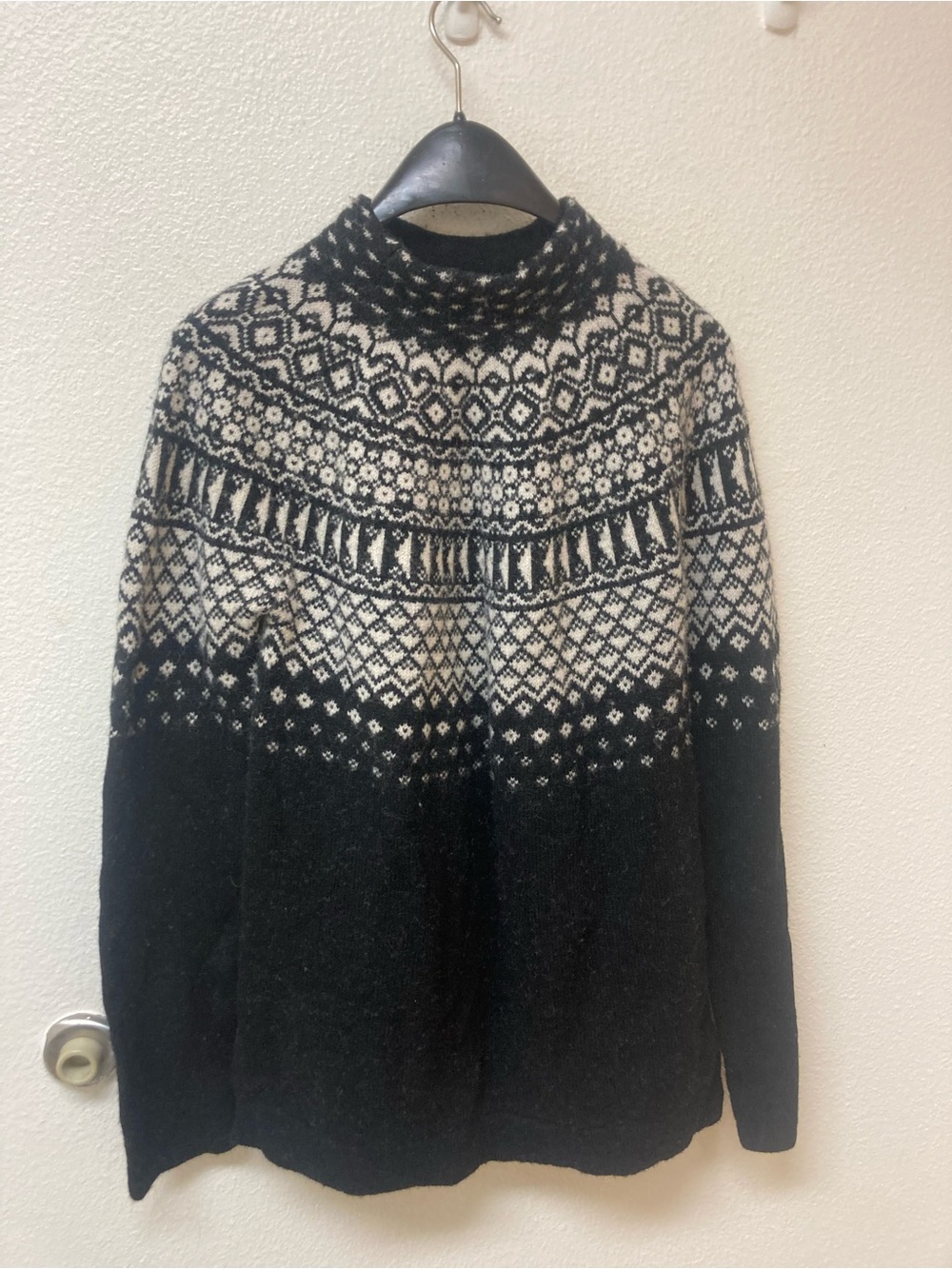 TABITHA WEBB Black and Cream Fair Isle Wool Blend Sweater (M)